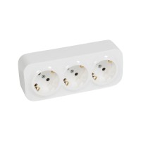 Розетка тройная с зк с зш Legrand Forix 16A 250В IP20 накладная белый