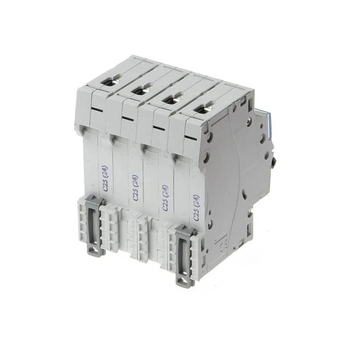 Автоматический выключатель Legrand 404073 4П С 32A TX3 6000 6kA