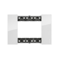 Рамка декоративная Bticino KA4803DW Living Now 3 модуля "Лед"